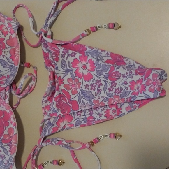 Beach bunny bikini - Picture 5 of 8